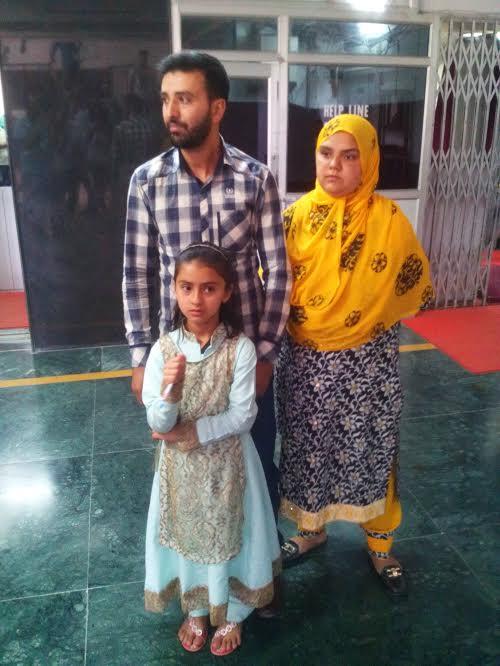 Woman who longs to meet her bed-ridden father in Pakistan meets CM